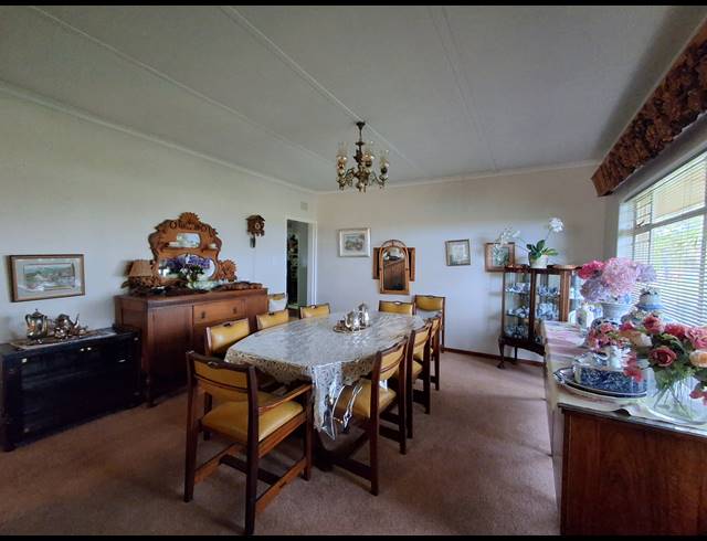 4 BEDROOM FREESTANDING FOR SALE IN STILFONTEIN EXT 4